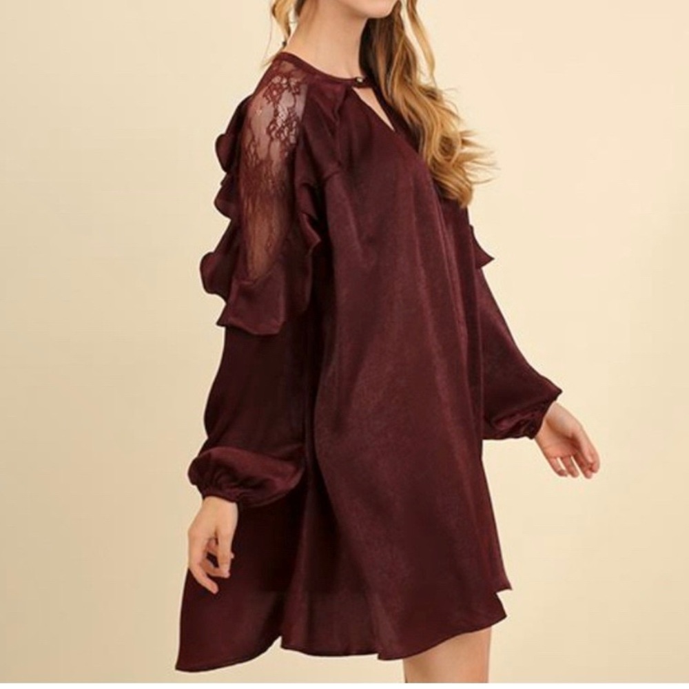 Umgee Satin & Lace Long Sleeve Dress Sz Med